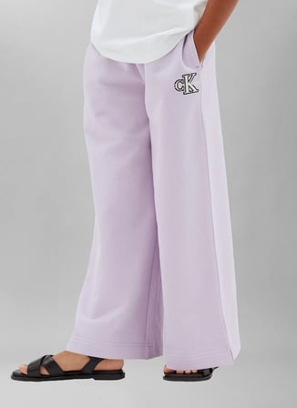 Calvin Klein Lila Erkek Çocuk Regular Fit Sweatpant LVCKTJC36GVFJ-MONOLOGO SWEATPANTS