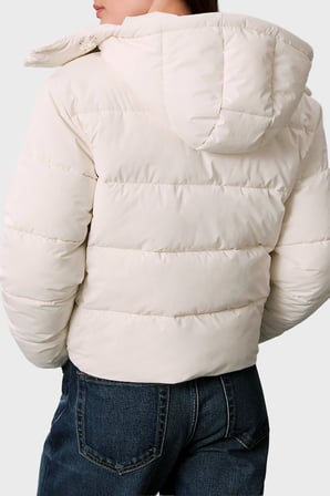 Calvin Klein Suya Dayanıklı Çıkarılabilir Kapüşonlu Şişme Mont LV047H504GYAS Kadın MONT LV047H504G YAS KREM