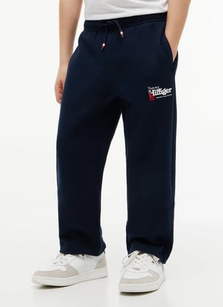 Tommy Hilfiger Lacivert Erkek Çocuk Nakışlı Regular Fit Sweatpant KB0KB10593-EMBROIDERY GRAPHIC