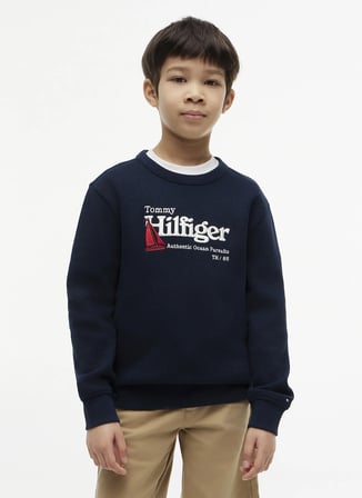 Tommy Hilfiger Lacivert Erkek Çocuk Bisiklet Yaka Nakışlı Sweatshirt KB0KB10506-EMBROIDERY GRAPHIC SWEAT