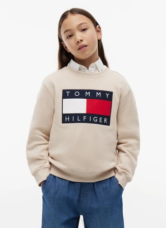 Tommy Hilfiger Siyah Erkek Çocuk Regular Fit Baskılı Sweatshirt KS0KS00709-HERITAGE FLAG SWEATSHIRT