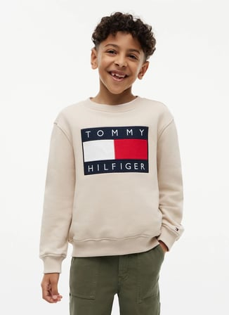 Tommy Hilfiger Siyah Erkek Çocuk Regular Fit Baskılı Sweatshirt KS0KS00709-HERITAGE FLAG SWEATSHIRT