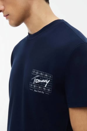 Tommy Jeans Erkek Tişört-DM0DM23177