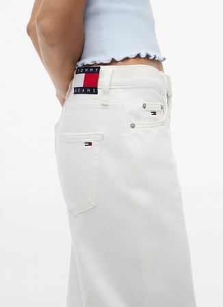 Tommy Jeans Beyaz Kadın Slim Straight Denim Pantolon DW0DW230741D0
