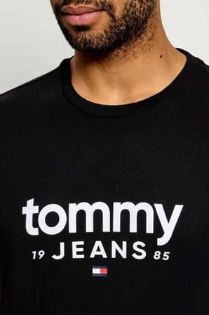 Tommy Jeans Erkek Tişört-DM0DM23376