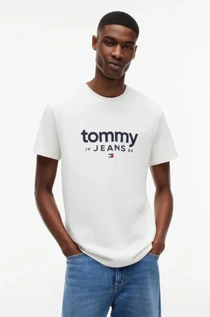 Tommy Jeans Erkek Tişört-DM0DM23376