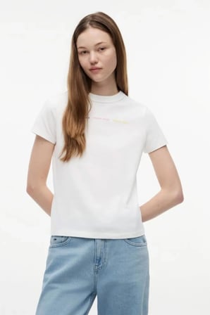 Tommy Jeans Kadın Tişört-DW0DW22905