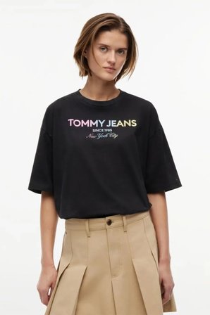 Tommy Jeans Kadın Tişört-DW0DW22803