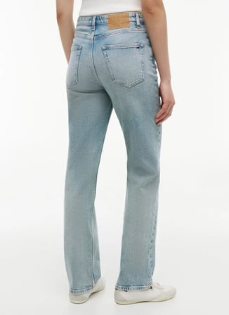 Tommy Jeans Mavi Kadın Slim Straight Denim Pantolon DW0DW230351AB