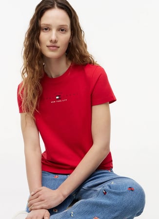 Tommy Jeans Kırmızı Kadın Bisiklet Yaka Baskılı T-Shirt DW0DW22789XK9