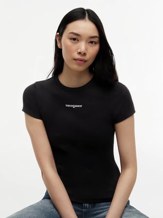 TOMMY HILFIGER Kadın Marka Logolu Günlük Kullanıma Uygun Siyah T-Shirt DW0DW22809 BDS