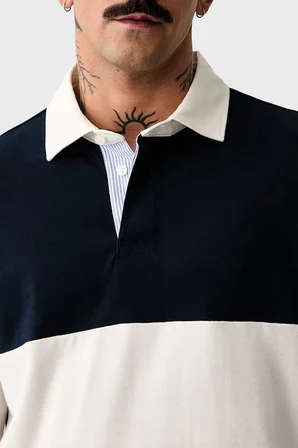 Tommy Jeans Renk Bloklu Pamuklu Relaxed Fit Düğmeli Polo Yaka Sweat Erkek POLO YAKA SWEAT DM0DM23161 C1G LACİVERT