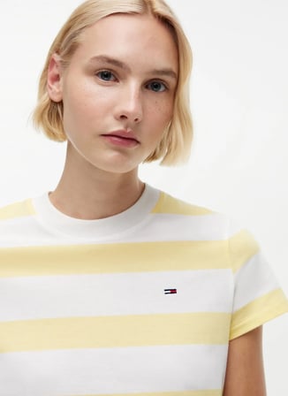 Tommy Jeans Sarı Kadın Bisiklet Yaka Çizgili T-Shirt DW0DW238010FP