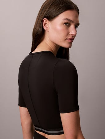 CALVIN KLEIN Kadın Marka Logolu Günlük Kullanıma Uygun SİYAH T-Shirt LVGWF6K217 UB1