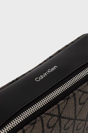 Calvin Klein 4G Logolu Ayarlanabilir Askılı Çanta LV04F3533G7UL Bayan ÇANTA LV04F3533G 7UL BEJ-SİYAH