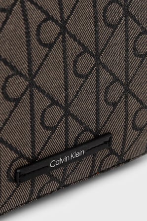 Calvin Klein 4G Logolu Ayarlanabilir Askılı Çanta LV04F3533G7UL Bayan ÇANTA LV04F3533G 7UL BEJ-SİYAH