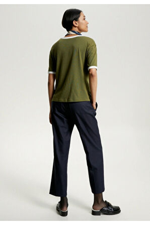 Varsity Floklu Logolu Tişört