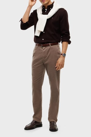 Tommy Hilfiger Pamuklu Regular Fit Logolu Düğmeli Yaka Gömlek Erkek GÖMLEK MW0MW40469 HJT KOYU KAHVE