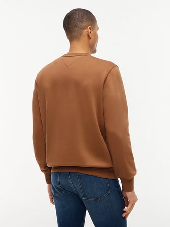 TOMMY HILFIGER Erkek Göğüste Marka Logolu ve Marka İmzalı Bisiklet Yakalı Organik Pamuklu Kollarda Marka Bayrak Detaylı Taba Sweatshirt MW0MW11596 GVH