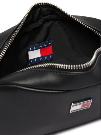 TOMMY HILFIGER Kadın Marka Logolu Günlük Kullanıma Uygun Siyah Omuz Çantası AW0AW19042 BDS