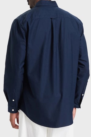 Tommy Jeans Logolu Pamuklu Regular Fit Düğmeli Yaka Gömlek Erkek GÖMLEK DM0DM23711 C1G LACİVERT