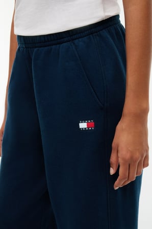 TJW BADGE SWEATPANTS