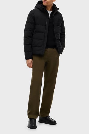 Tommy Hilfiger Logolu Kapitone Desenli Regular Fit Kapüşonlu Yaka Mont Erkek MONT MW0MW45273 BDS SİYAH