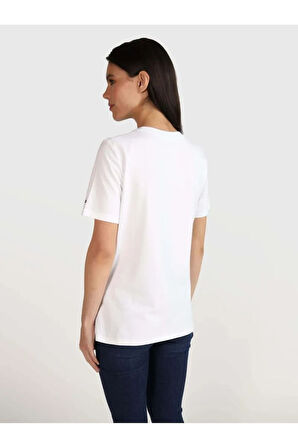 logo baskılı kadın tişört