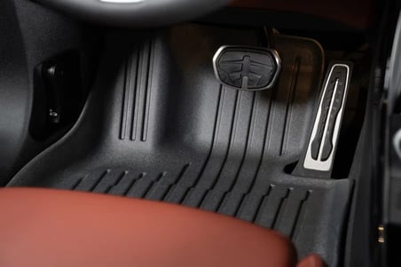 BMW X1 3D Havuzlu Paspas Seti – Kokusuz ve Sıvı Geçirmez Tasarım