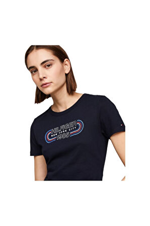 Arşiv Parça Logosu Slim Fit Tişört