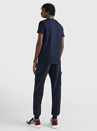 Erkek V yaka Slim Fıt %100 Pamuklu T-Shirt