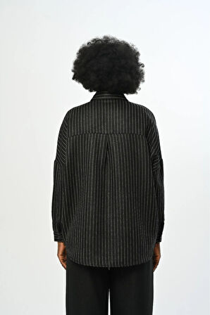 KADIN ÇİZGİLİ DESENLİ DÜZ RENK OVERSİZE KESİM GÖMLEK