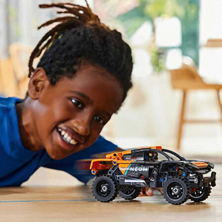 LEGO Technic NEOM McLaren Extreme E Yarış Arabası Yaratıcı Oyuncak Model Yapım Seti 252 Parça