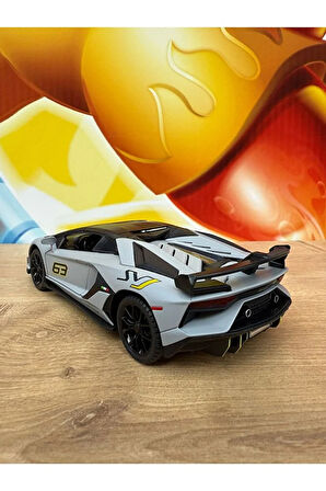 LAMBORGHİNİ AVENTADOR SVJ DİECAST MODEL ARABA SESLİ IŞIKLI KAPILARI AÇILIR LAMBORGİHİNİ GRİ ARABA