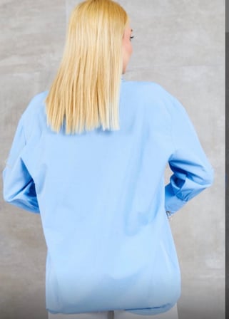 Buz Mavisi Zincir Detaylı Oversize Kadın Gömlek