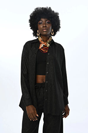 KADIN İNCE ÇİZGİLİ SİMLİ OVERSİZE KESİM GÖMLEK