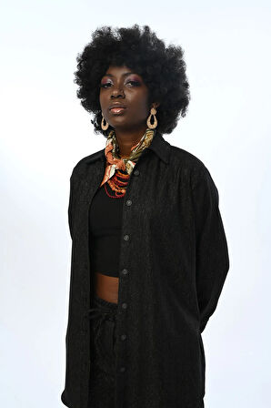 KADIN İNCE ÇİZGİLİ SİMLİ OVERSİZE KESİM GÖMLEK