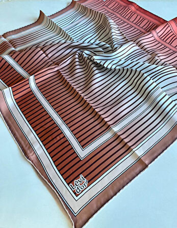 Levidor Tivil İpek Eşarp 39259 Yavruağzı Karışık Desen 