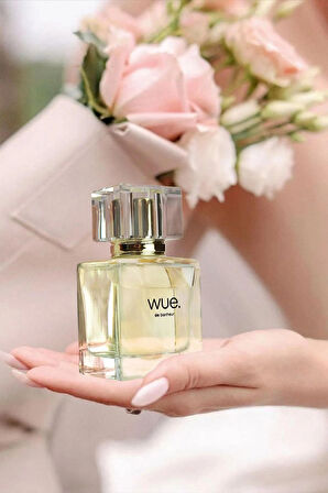 Wue de Bonheur Kadın Parfümü 50 ml - Floral Woman's Perfume