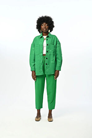 KADIN KURU KAFA DESENLİ ÇİFT CEPLİ DÜZ RENK GÖMLEK