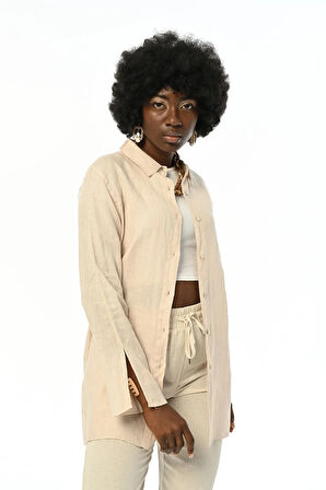 KADIN UZUN KOLLU KOLLARI DETAYLI %100 KETEN BEJ GÖMLEK