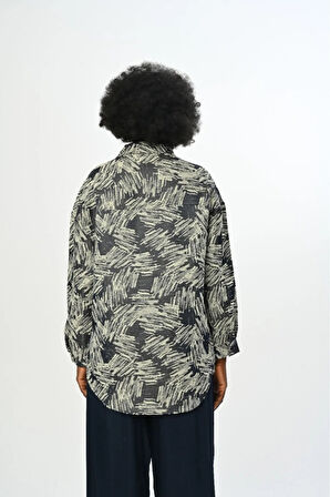 KADIN KARIŞIK DESENLİ ÇİFT CEPLİ GÖMLEK