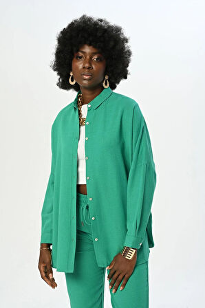 KADIN DÜZ RENK OVERSİZE KESİM GÖMLEK