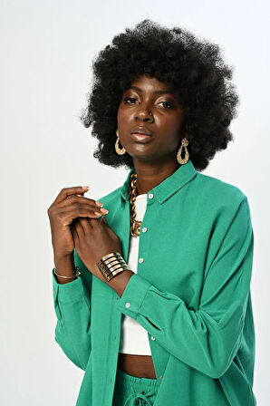 KADIN DÜZ RENK OVERSİZE KESİM GÖMLEK