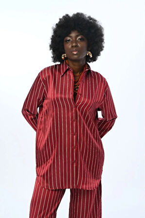 KADIN DÜZ RENK ÇİZGİLİ OVERSİZE KESİM GÖMLEK