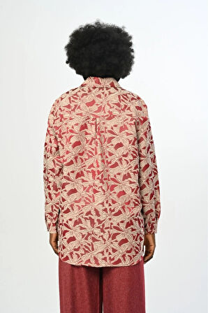 KADIN DESENLİ BORDO RENK OVERSİZE KESİM GÖMLEK