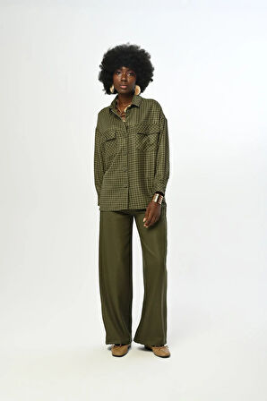 KADIN KARE DESENLİ SİMLİ ÇİFT CEPLİ GÖMLEK