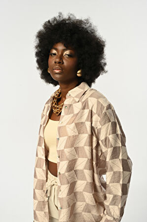 KADIN GEOMETRİK DESENLİİ OVERSİZE GÖMLEK