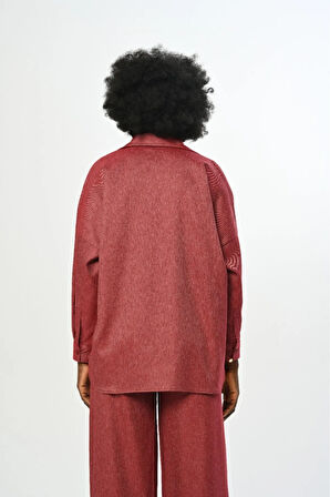 KADIN DÜZ RENK YAKASI DETAYLI OVERSİZE KESİM GÖMLEK