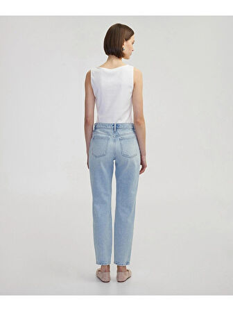 İpekyol Eskitme Efektli Mom Fit Jean Pantolon